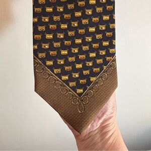 GIANFRANCO FERRE 100% Silk Elegant Brown and Gold Tie Made in Italy
